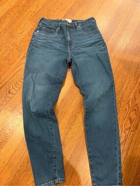 Everlane women's high rise skinny jean Slim Straight Jeans in Indigo Blue